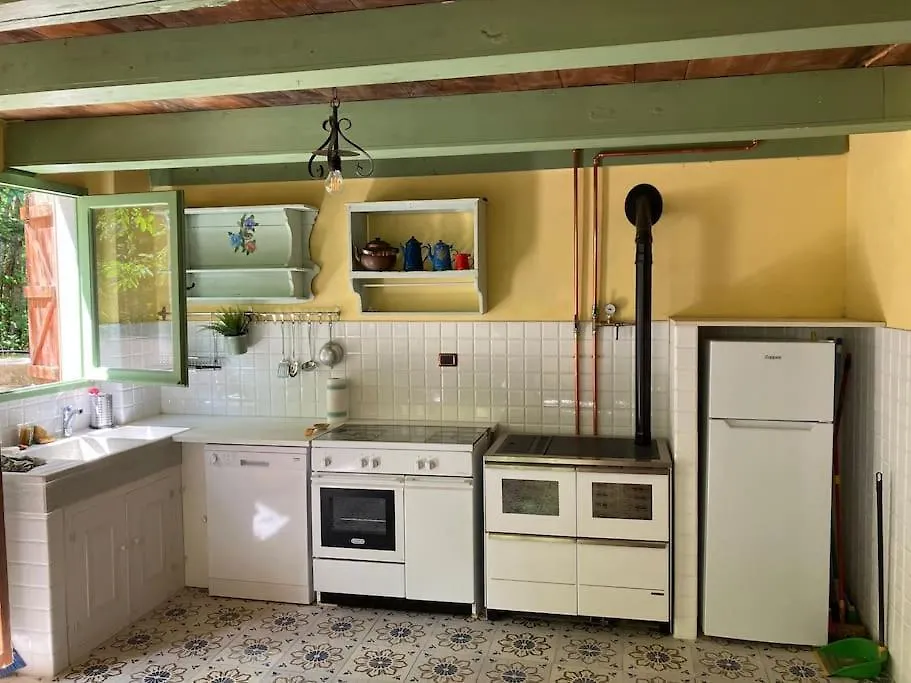 Holiday home Casa Del Castagno: Un Nido Nel Castagneto Villa Pistoia